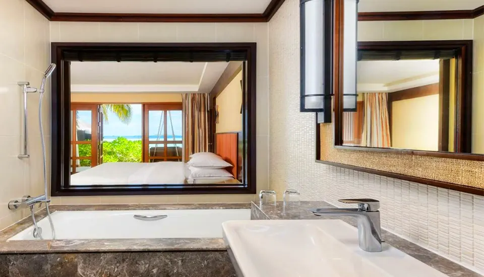 هتل شرايتون فول مون مالديو